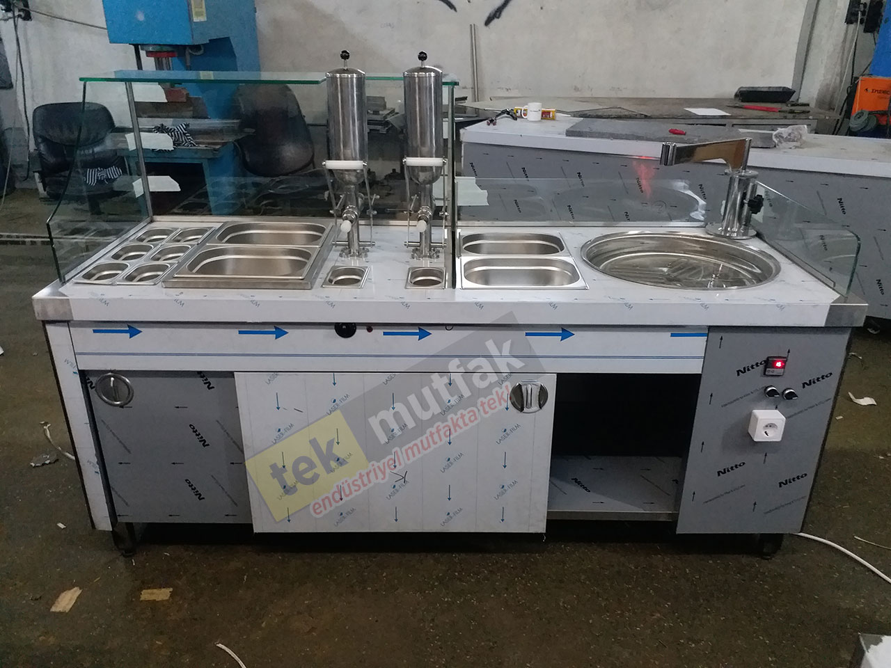 Çikolatalı Lokma Tezgahı - 2 Adet Çikolata Dolum Makinesi -  Tekparça 200 cm